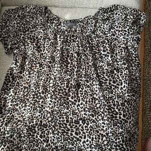 Vince Camuto animal print size small women’s top